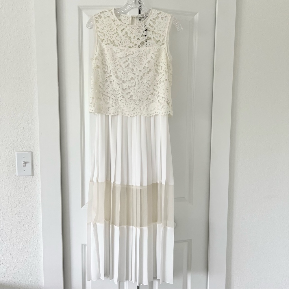 Alexis Dress Pania Pleated Lace Dress Size Small only worn one time - Picture 2 of 7